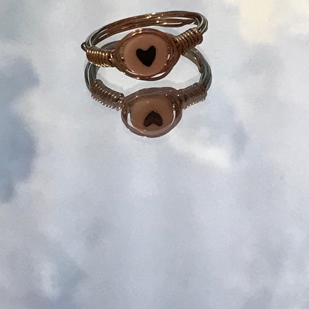 Heart wire ring